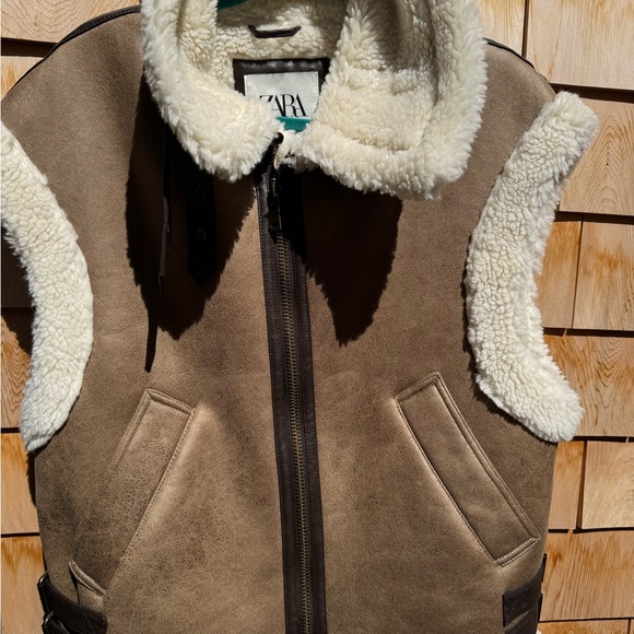 Zara Brown and Cream Shearling Vest - Picture 4 of 5